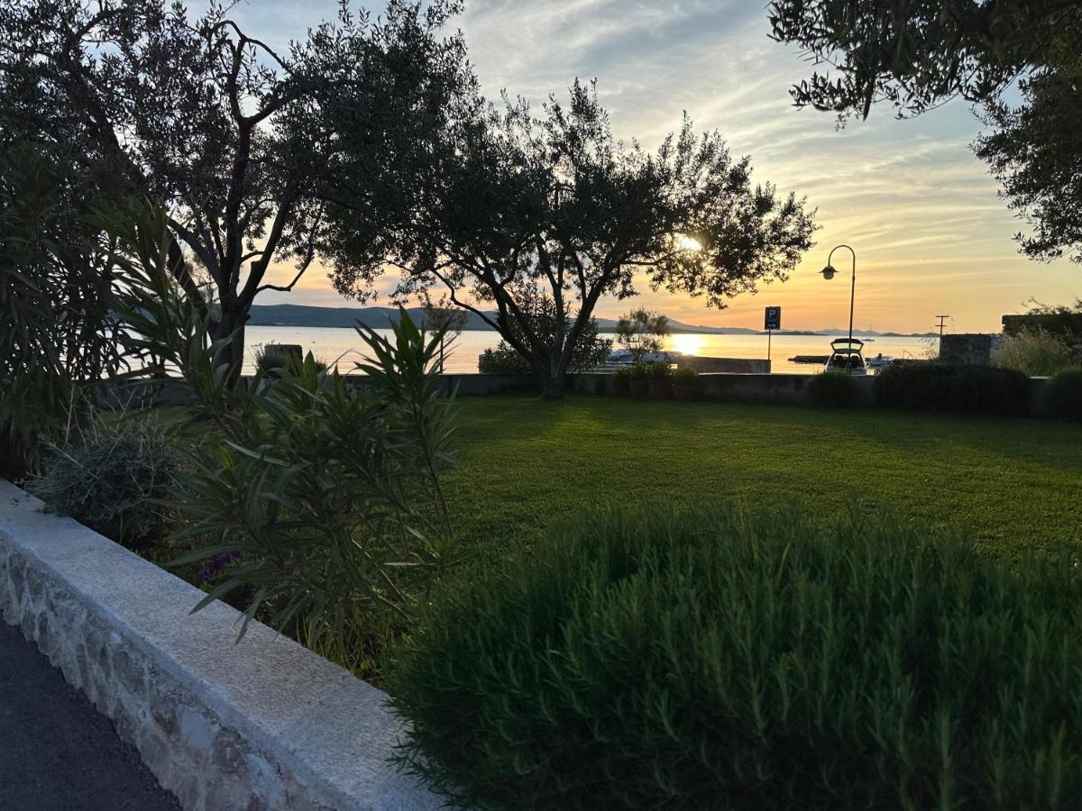 Apartmani Roko Biograd Na Moru Exterior foto