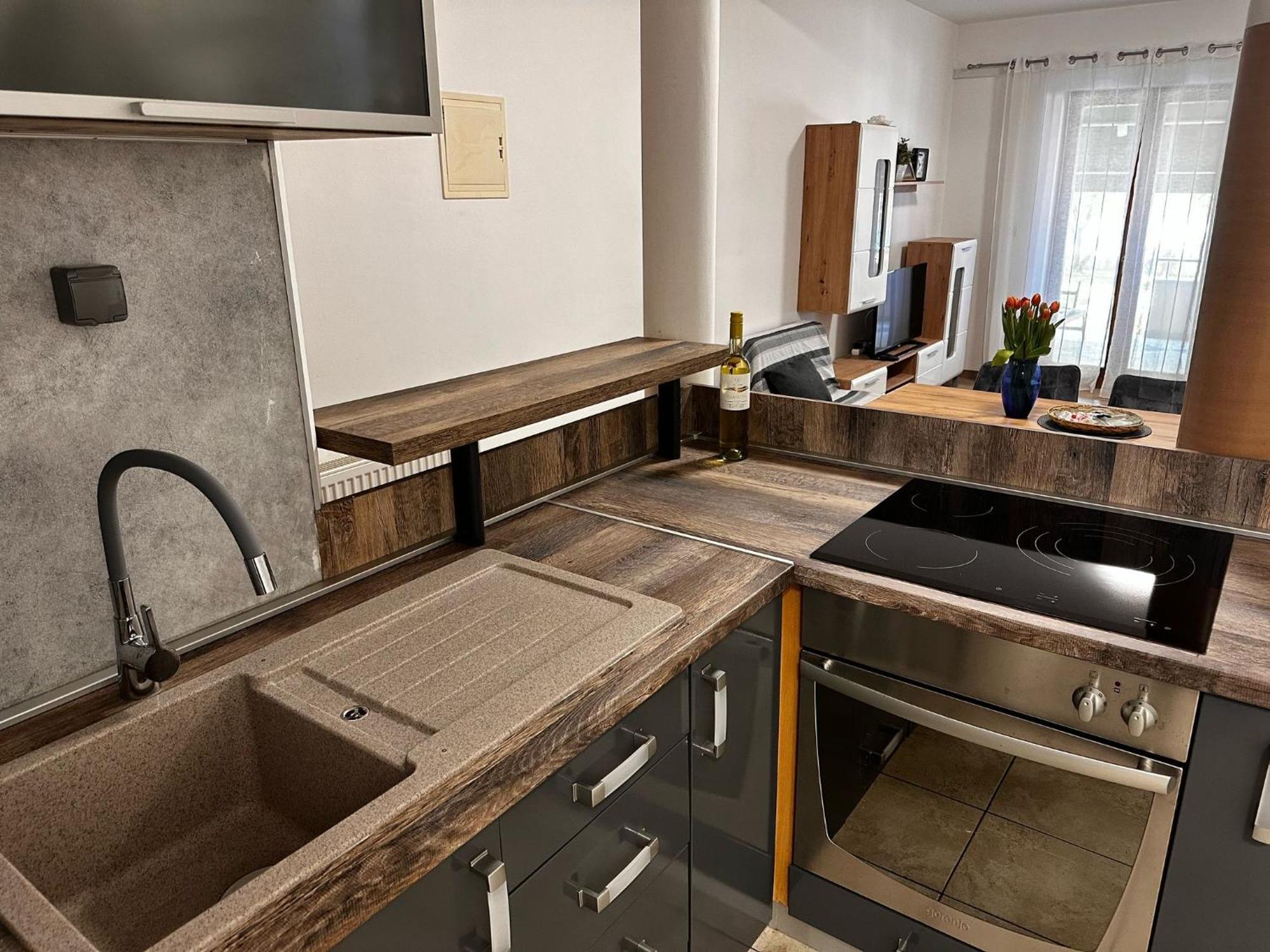Apartmani Roko Biograd Na Moru Exterior foto